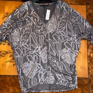 White House Black Market brand new blouse